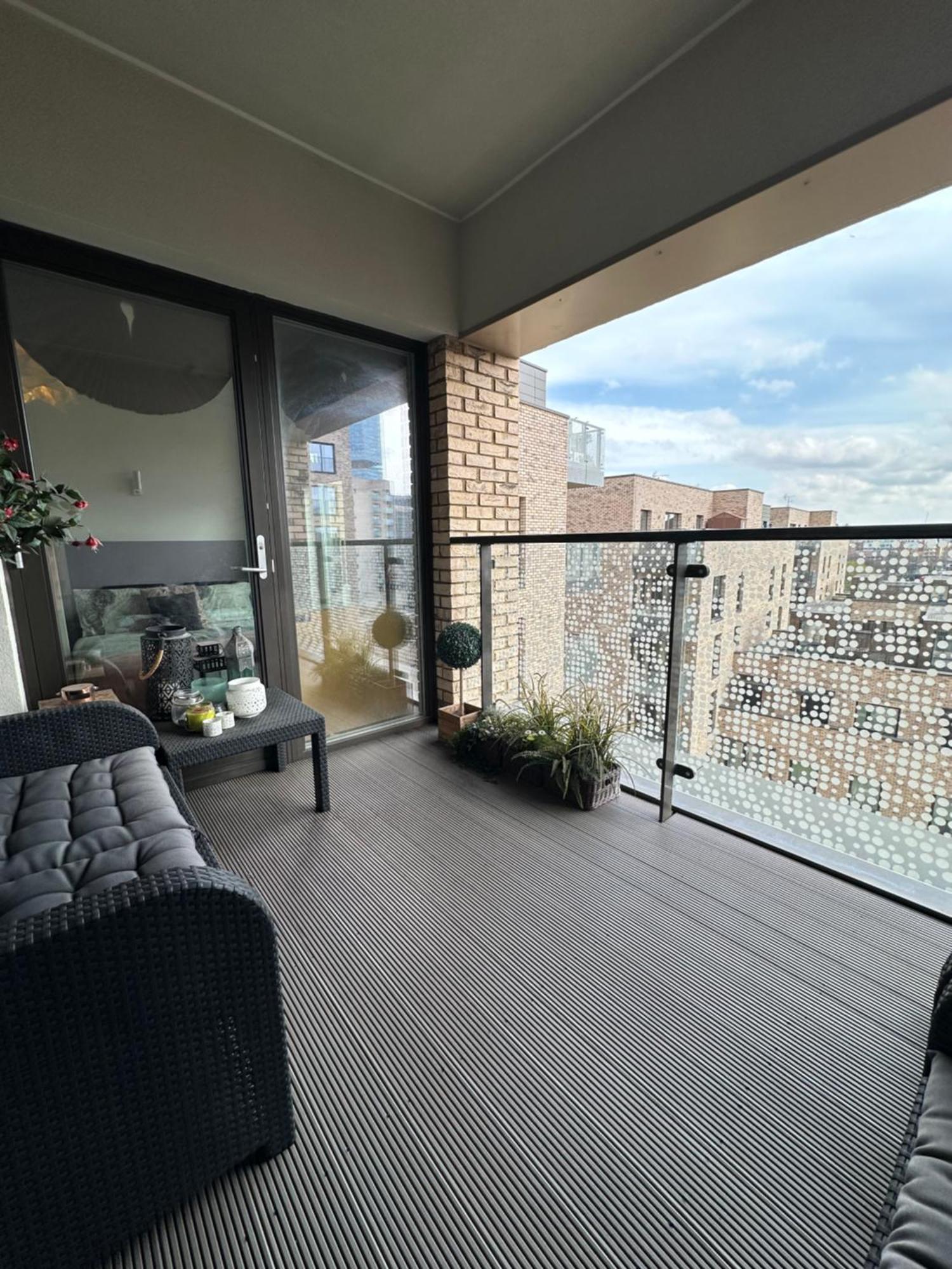 Luxury 3 Bedroom Flat In Stratford, ลอนดอน ภายนอก รูปภาพ