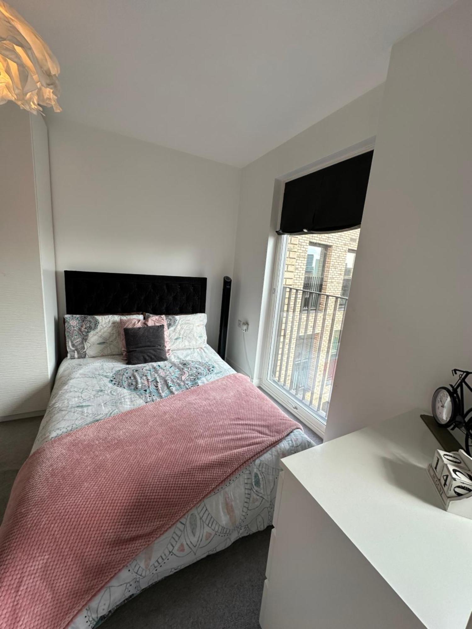 Luxury 3 Bedroom Flat In Stratford, ลอนดอน ภายนอก รูปภาพ