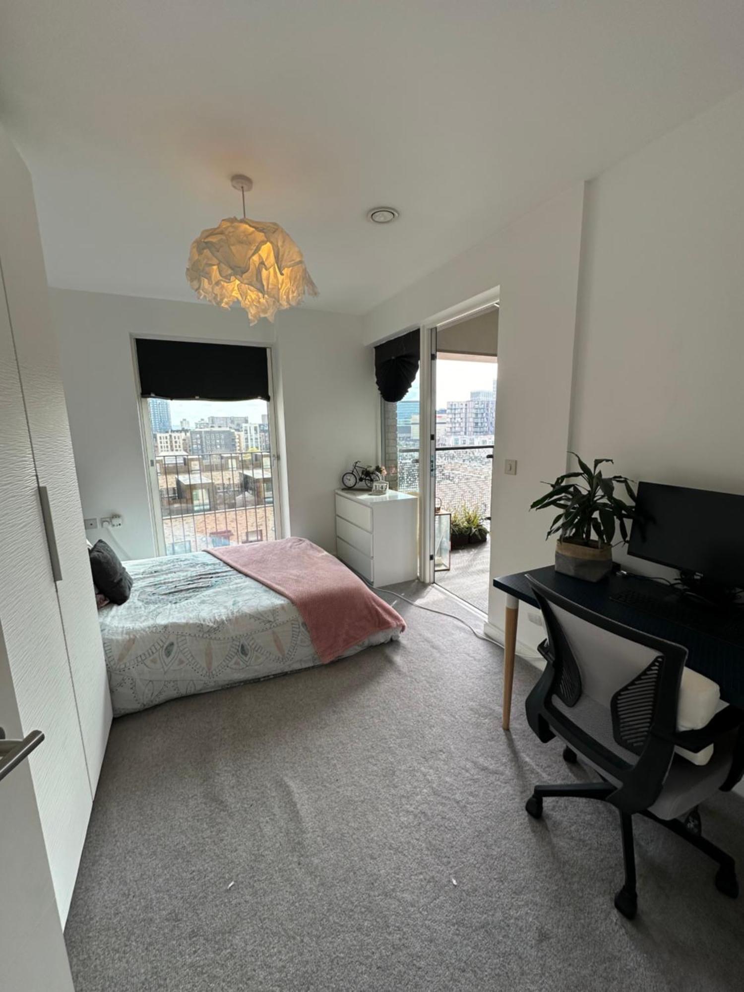 Luxury 3 Bedroom Flat In Stratford, ลอนดอน ภายนอก รูปภาพ