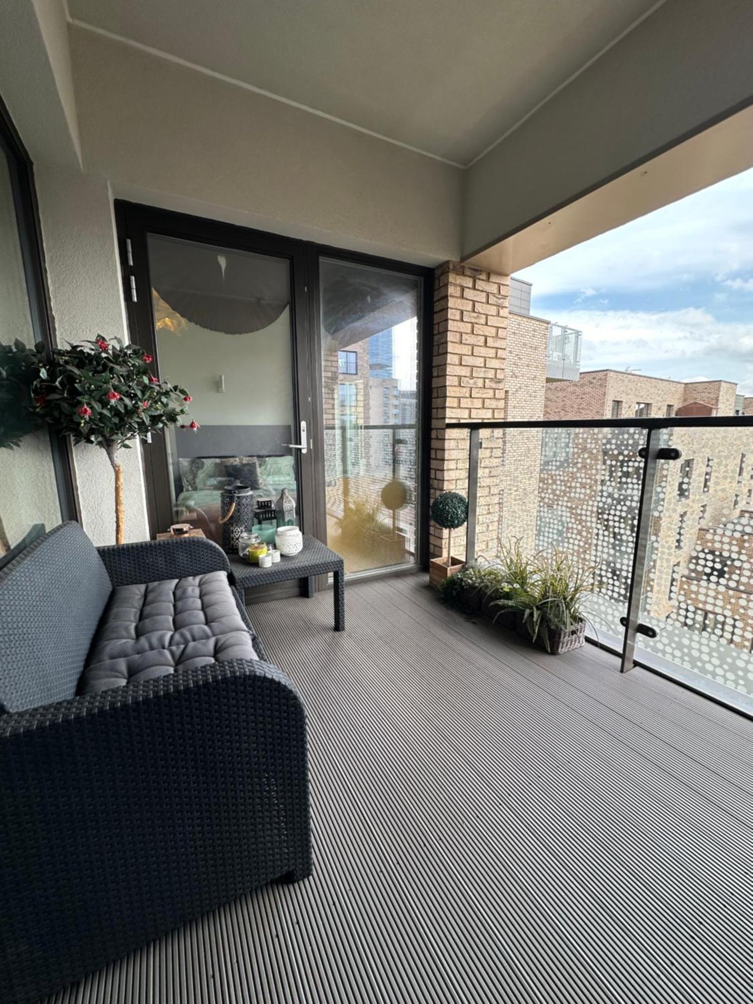 Luxury 3 Bedroom Flat In Stratford, ลอนดอน ภายนอก รูปภาพ